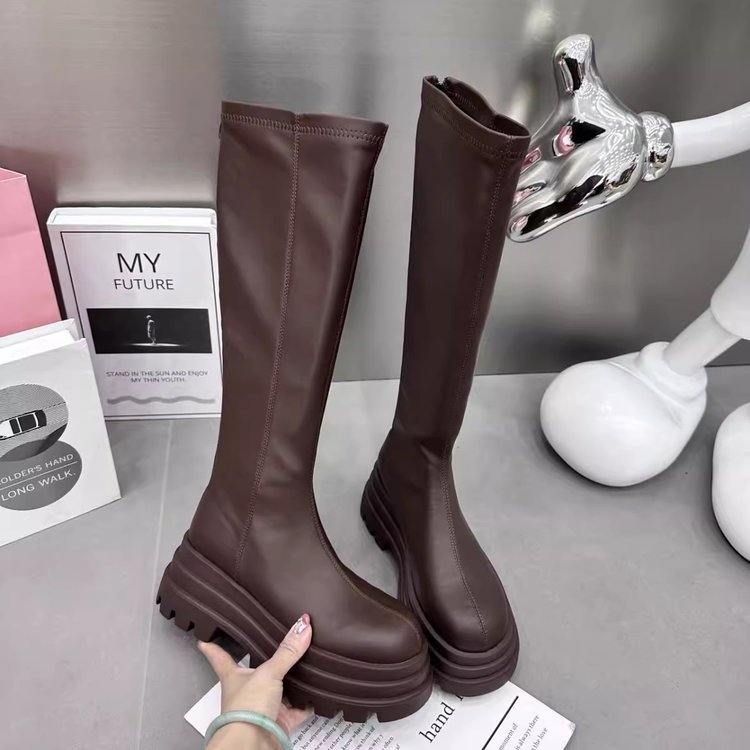 Abigail – Holle Kwastjes Laarzen