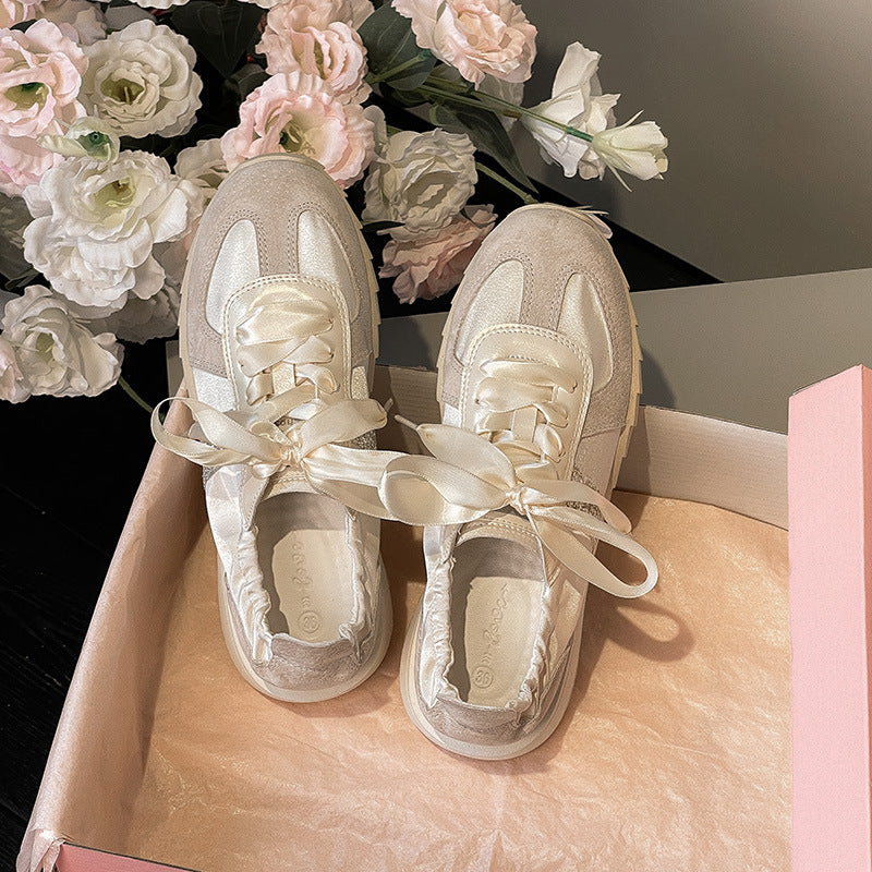 Abigail – Retro Platte Slofjes met Ademend Comfort