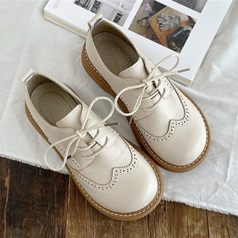 Abigail – Brogue Hollow Vegan Leren Veterschoenen met Retro Chunky Hak