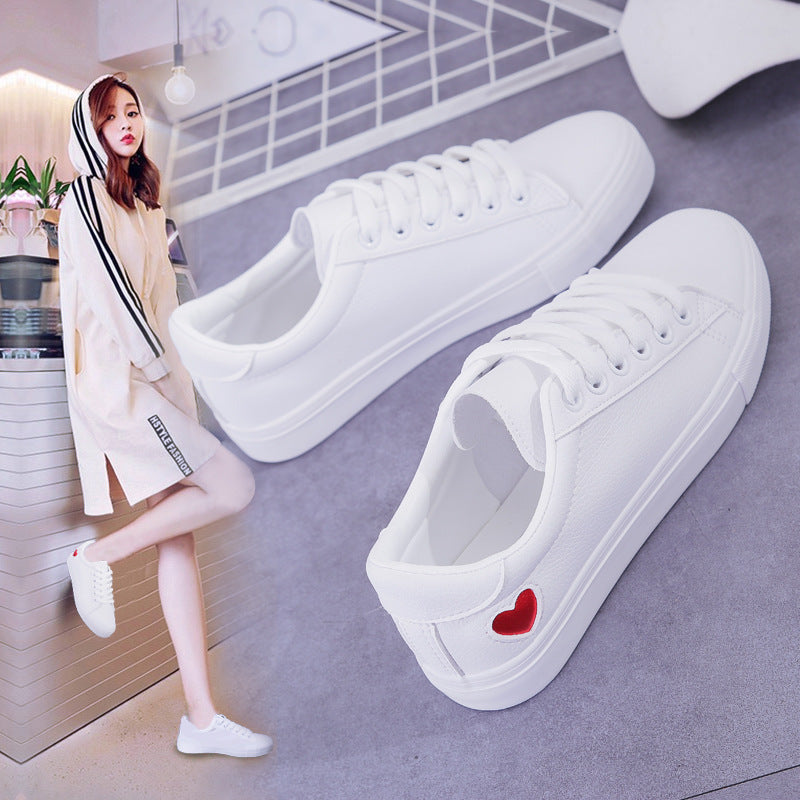 Lucy – Ademend Luchtig Hart Platte Sneakers voor Dames in Premium Vegan Leer