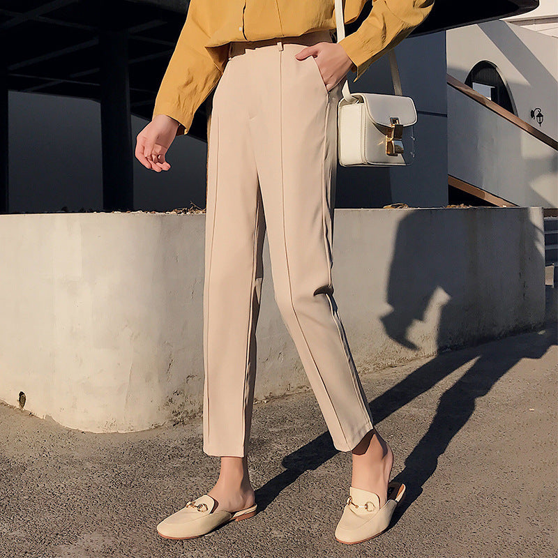 Gabrielle – Minimalistische Damesblazer met Effen Kleur en Revers