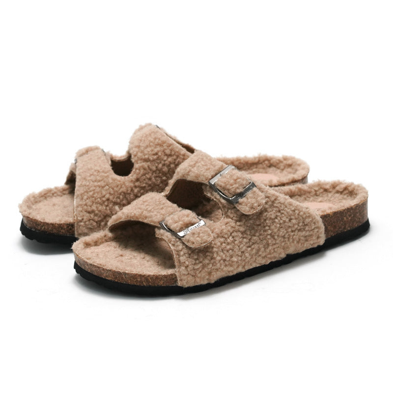 Jacqueline – Warme Strandslippers met Gesp
