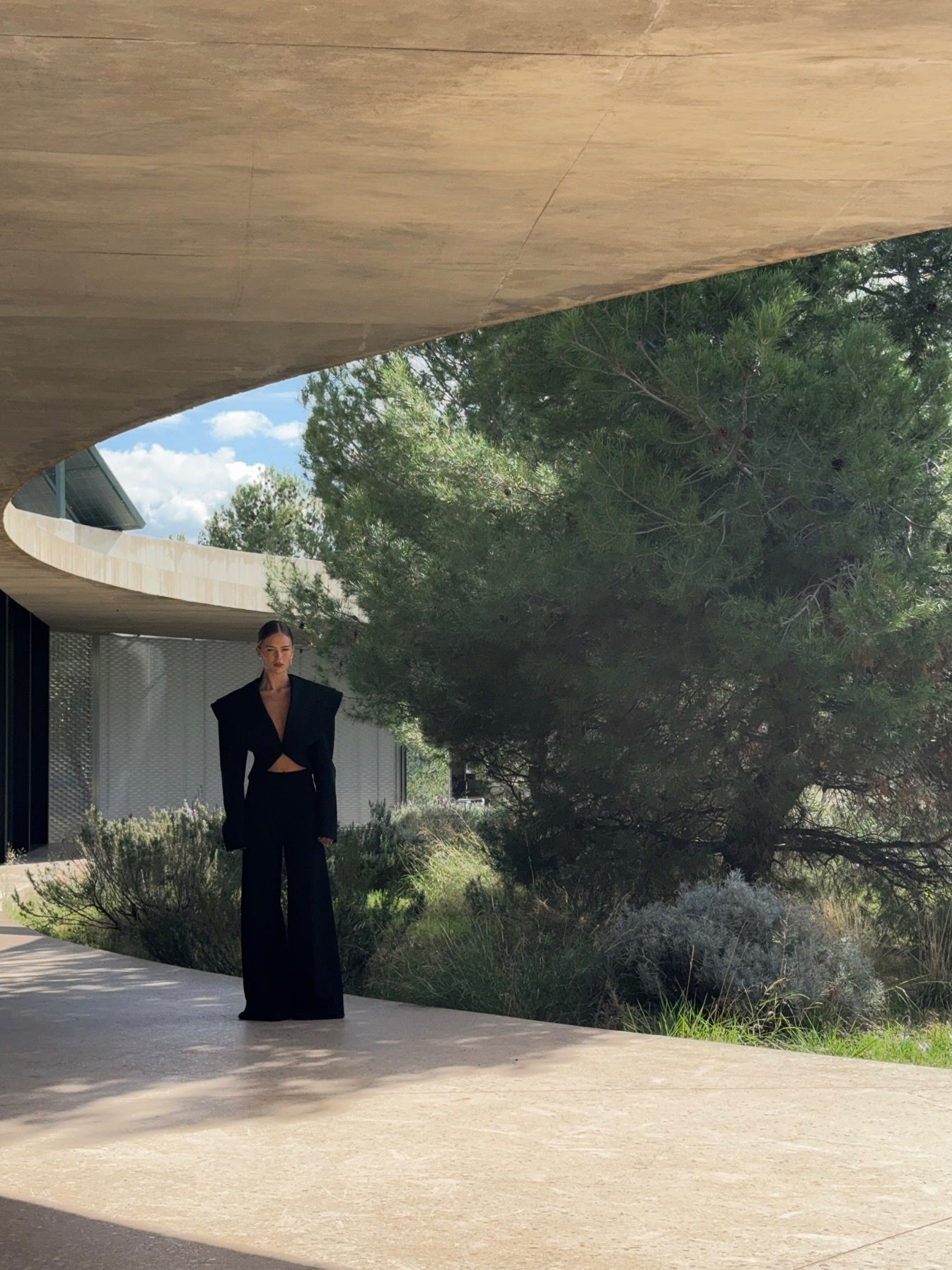 Marie – Speciaal Kraag Kort Blazer & Hoge Taille Broek Set