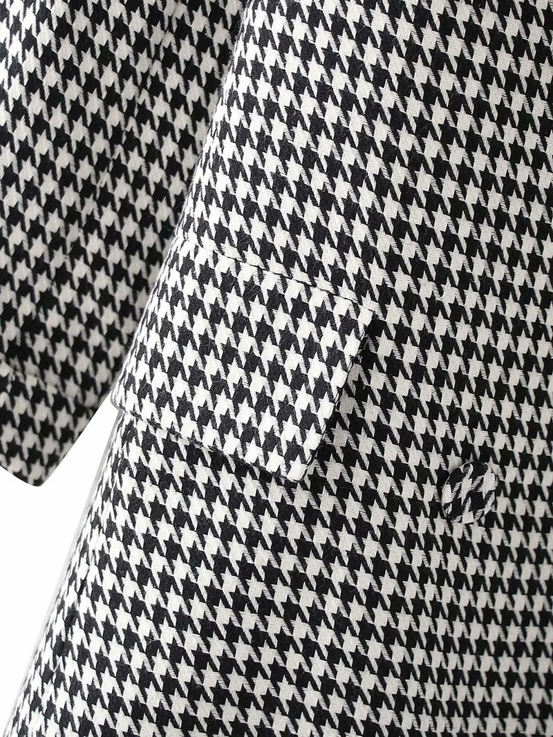 Phil – Retro Geruite Dubbelknoop Blazer