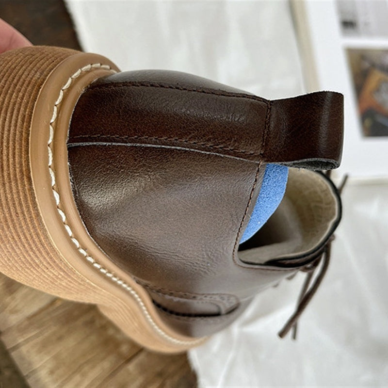 Abigail – Brogue Hollow Vegan Leren Veterschoenen met Retro Chunky Hak