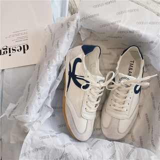 Elizabeth – Klassieke Dames Sneakers met Platte Zool