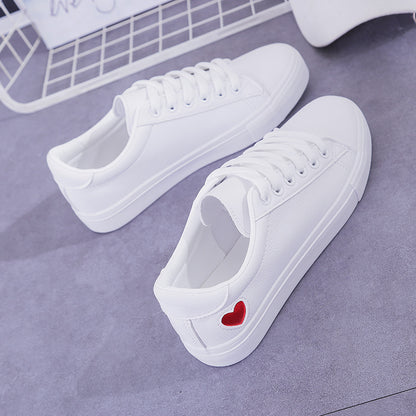 Lucy – Ademend Luchtig Hart Platte Sneakers voor Dames in Premium Vegan Leer