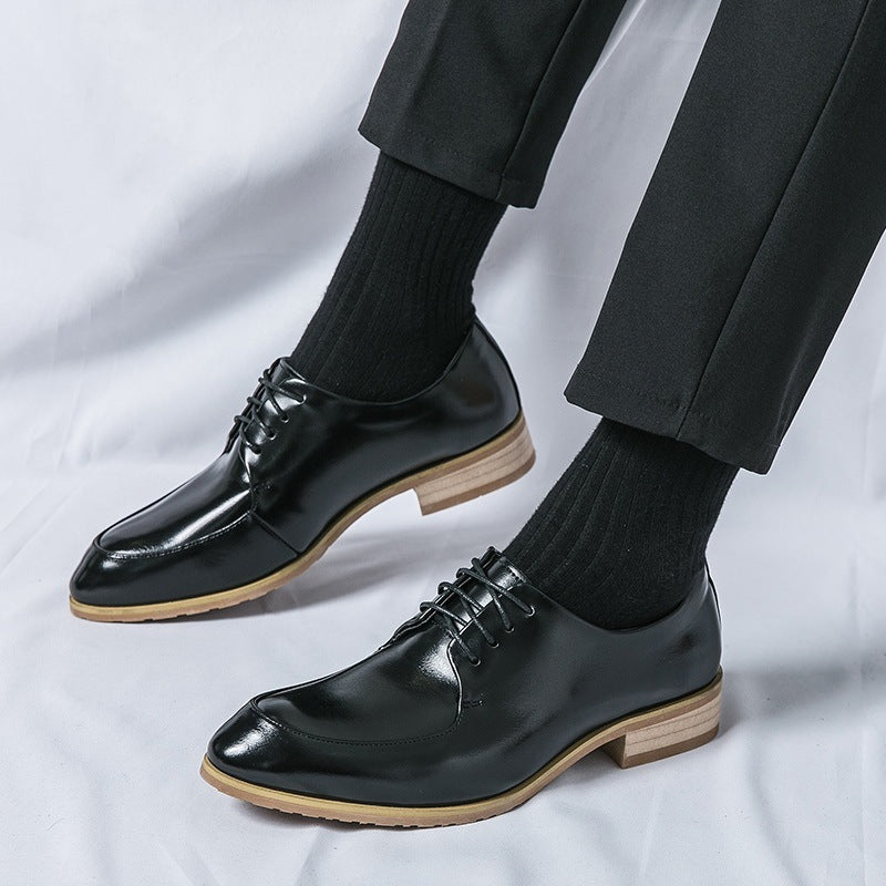 Benjamin – Formele Pumps met Houten Hak