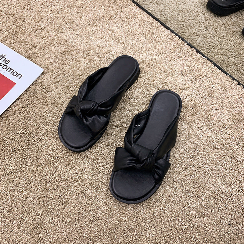 Kathleen – Eenvoudige Zwarte Lage Hakken Zomerslippers met Zachte Zool