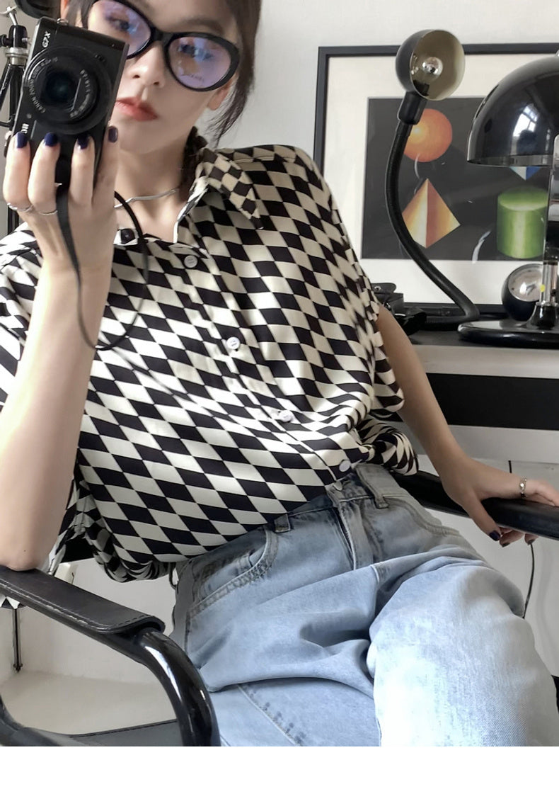 Sara – Zwart-wit Geruite Dames Polo Kraag Shirt
