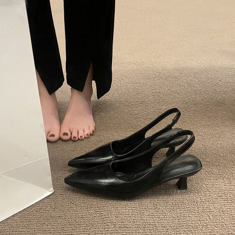 Natasha – Puntige Dameshakken met Elastische Mouw