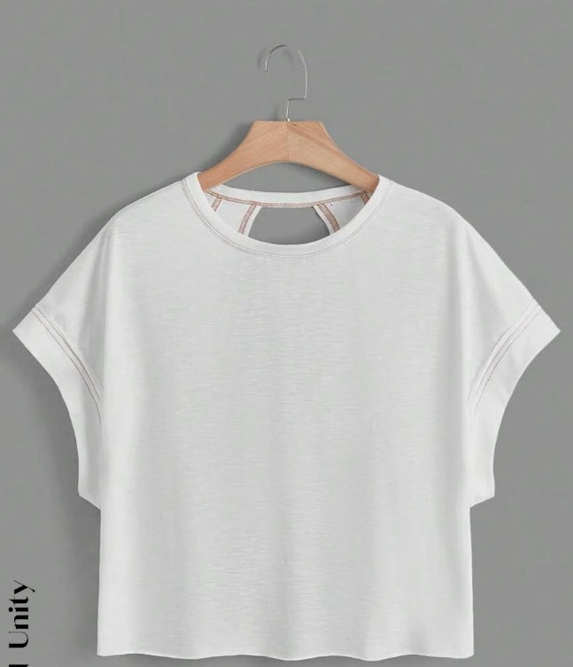 Katy – Gebreide Top met Batwing Mouwen en Uitsnijding