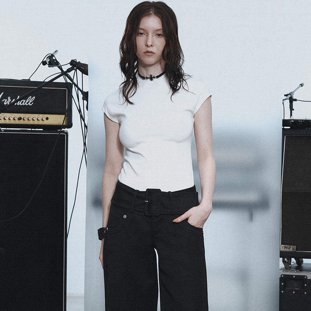 Abigail – Huidvriendelijk Slim Fit T-shirt met Korte Mouwen