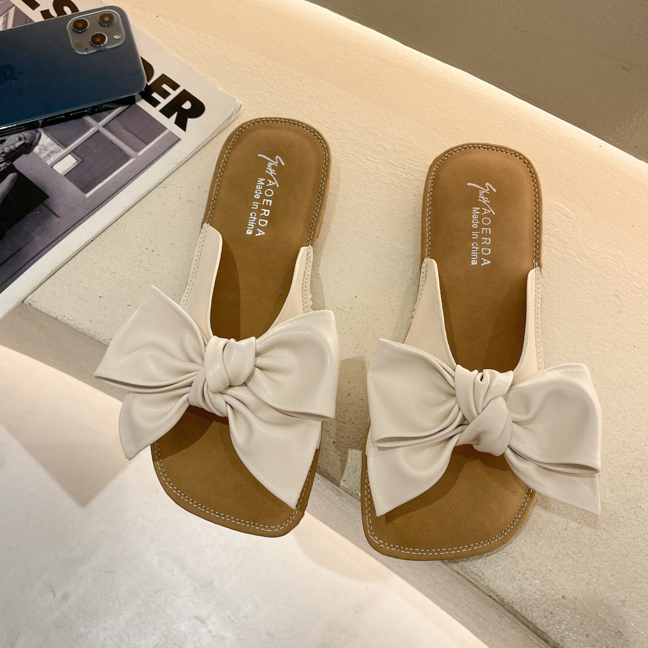 Sue – Zachte Dames Slippers met Strik