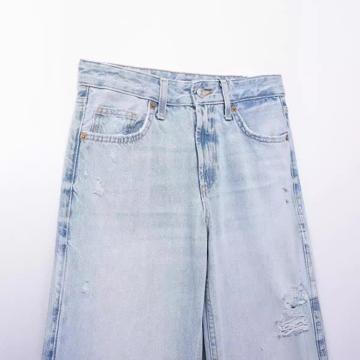 Joanne – Modieuze Decoratieve Wijde Jeans met Gaten