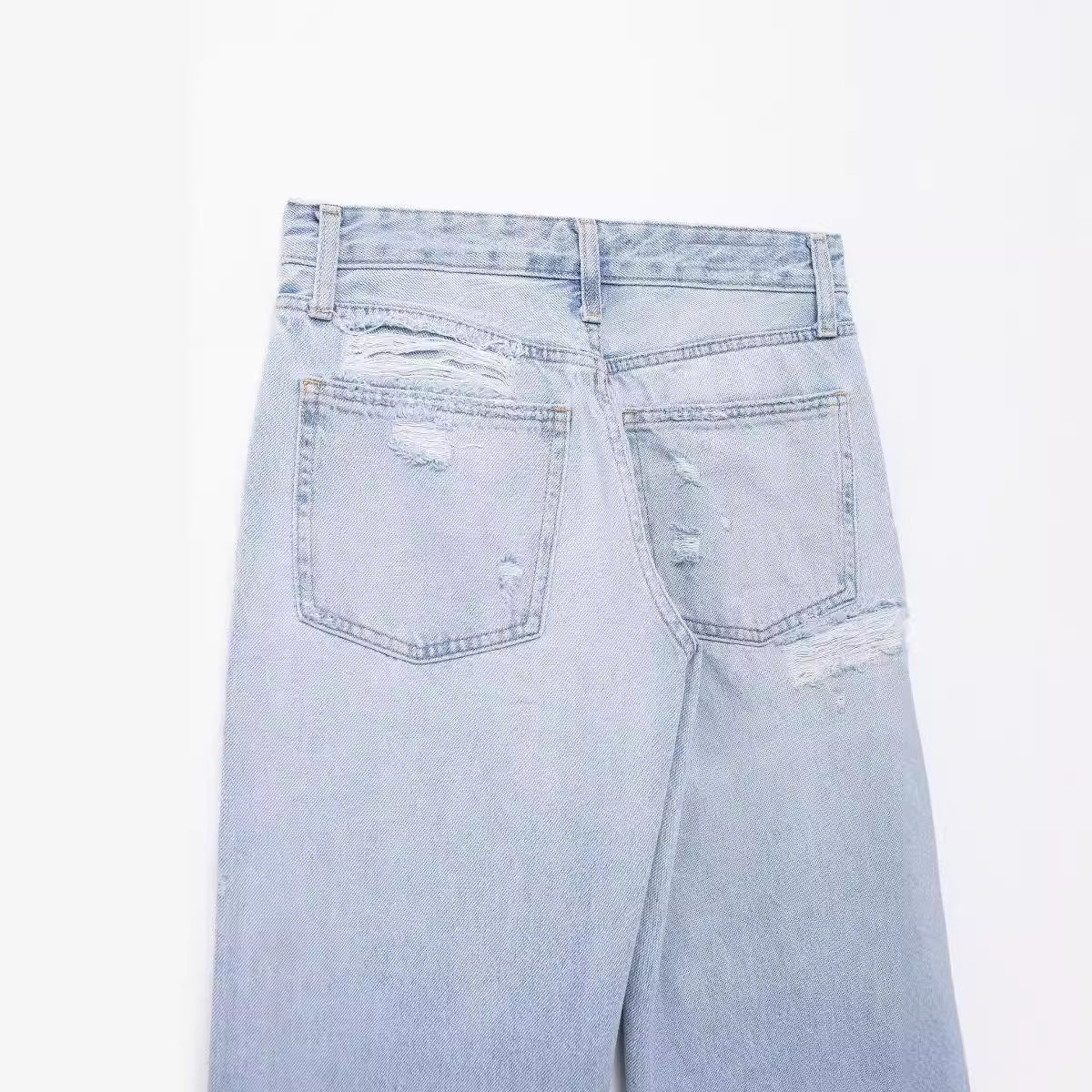 Joanne – Modieuze Decoratieve Wijde Jeans met Gaten