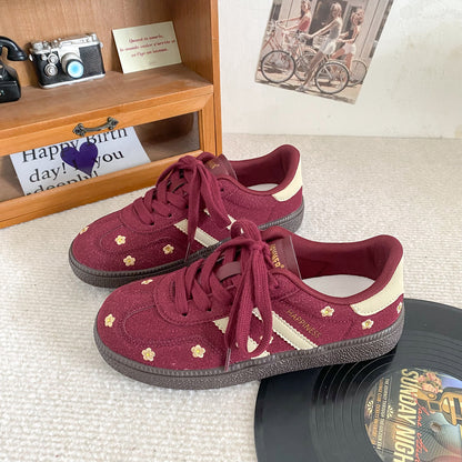 Jasmine – Platte Dames Sneakers met Veters